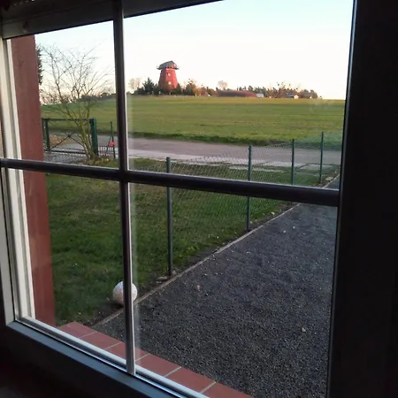 Fewo Mit Garten Nahe Kummerower Neukalen