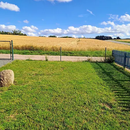 Fewo Mit Garten Nahe Kummerower Apartamento Neukalen